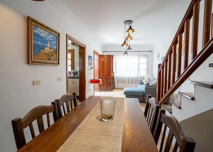 Beautiful Home In Lanzarote 5 Mins From Marina
