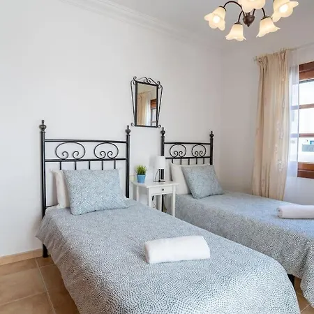 Beautiful Home In Lanzarote 5 Mins From Marina Playa Blanca  Zewnętrze zdjęcie