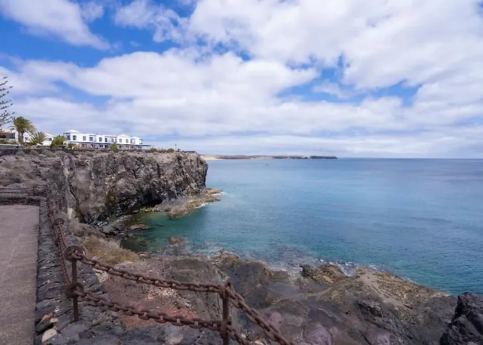 Beautiful Home In Lanzarote 5 Mins From Marina