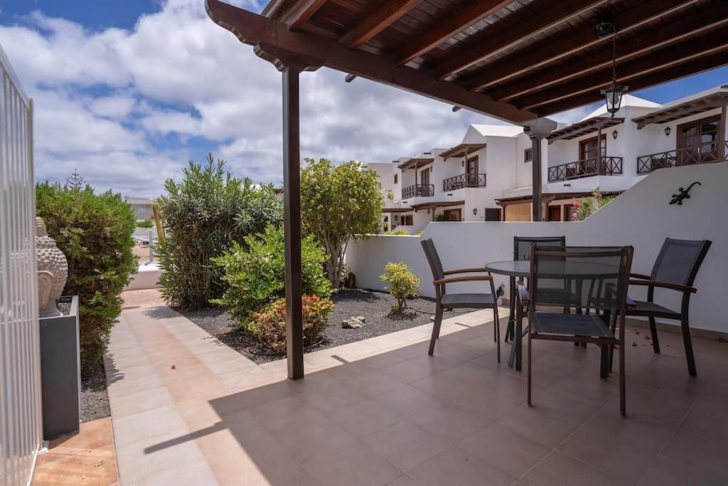 Beautiful In Lanzarote 5 Mins From Marina Vakantiehuis *